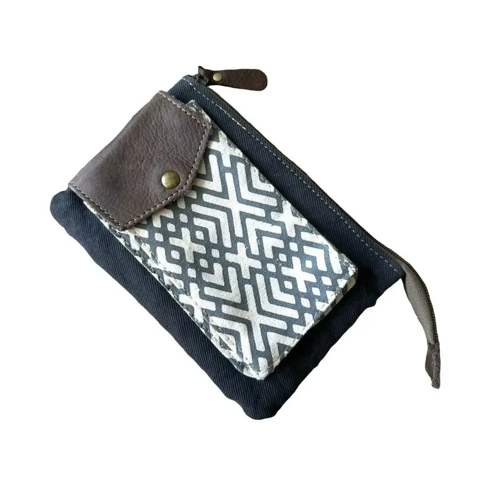NWOT - Myra Bag - X Design Pocket Small Crossbody Black and Cream Patterned - Picture 3 of 14